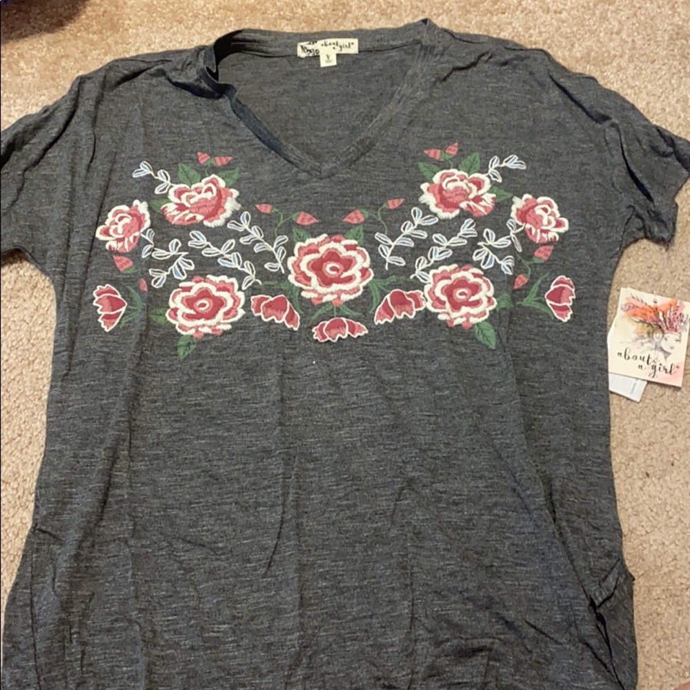 Rose knit t-shirt